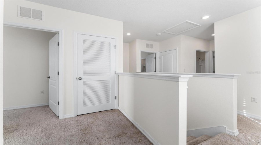 DAVENPORT, Florida 33837, 4 Bedrooms Bedrooms, ,2 BathroomsBathrooms,Residential,For Sale,EAGLEVIEW,0,MFRS5118953