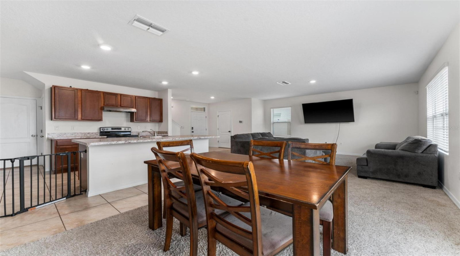DAVENPORT, Florida 33837, 4 Bedrooms Bedrooms, ,2 BathroomsBathrooms,Residential,For Sale,EAGLEVIEW,0,MFRS5118953