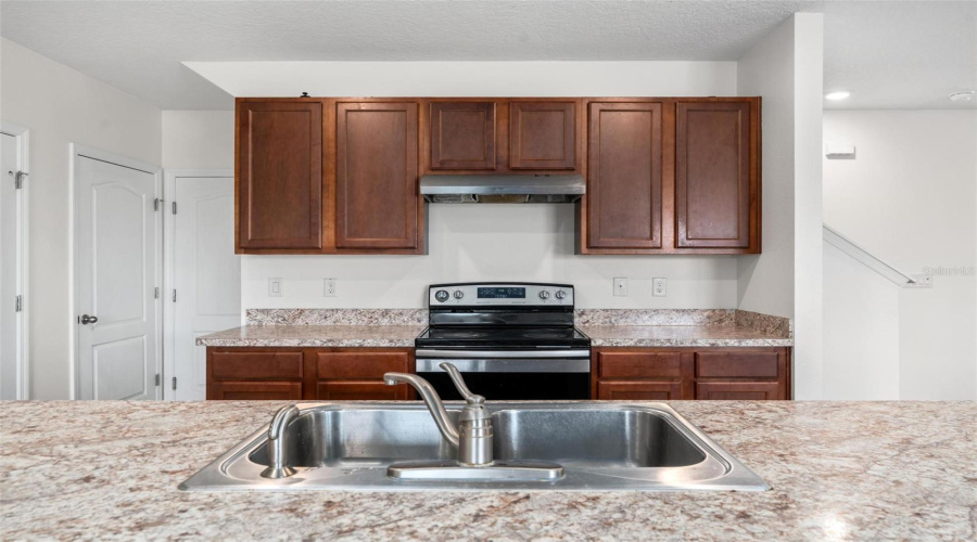 DAVENPORT, Florida 33837, 4 Bedrooms Bedrooms, ,2 BathroomsBathrooms,Residential,For Sale,EAGLEVIEW,0,MFRS5118953