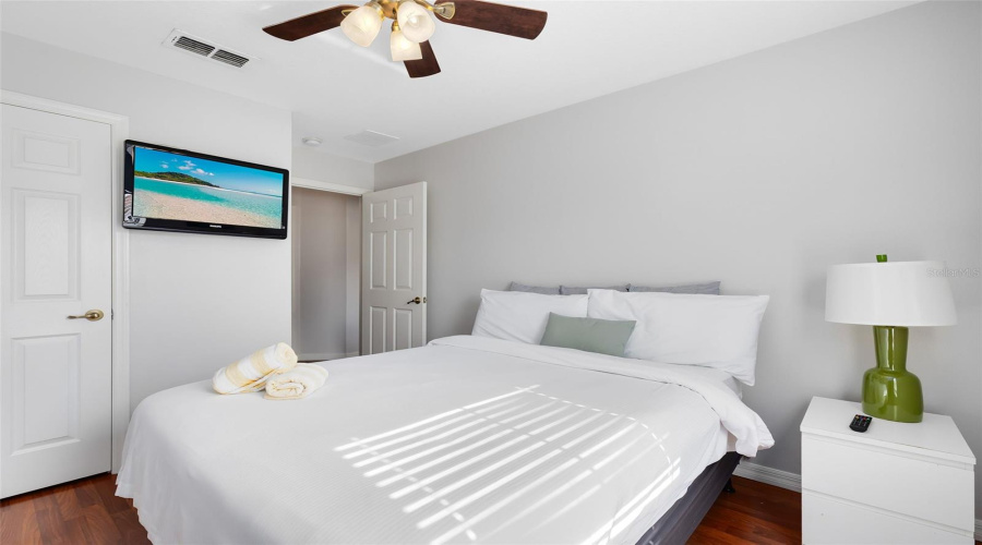 KISSIMMEE, Florida 34747, 3 Bedrooms Bedrooms, ,2 BathroomsBathrooms,Residential,For Sale,BAY LILLY,0,MFRO6276676