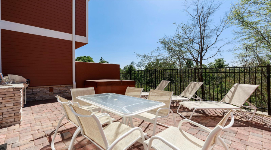 KISSIMMEE, Florida 34747, 5 Bedrooms Bedrooms, ,6 BathroomsBathrooms,Residential,For Sale,SUNVILLE,0,MFRO6213801