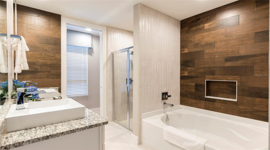 KISSIMMEE, Florida 34747, 5 Bedrooms Bedrooms, ,6 BathroomsBathrooms,Residential,For Sale,SUNVILLE,0,MFRO6213801