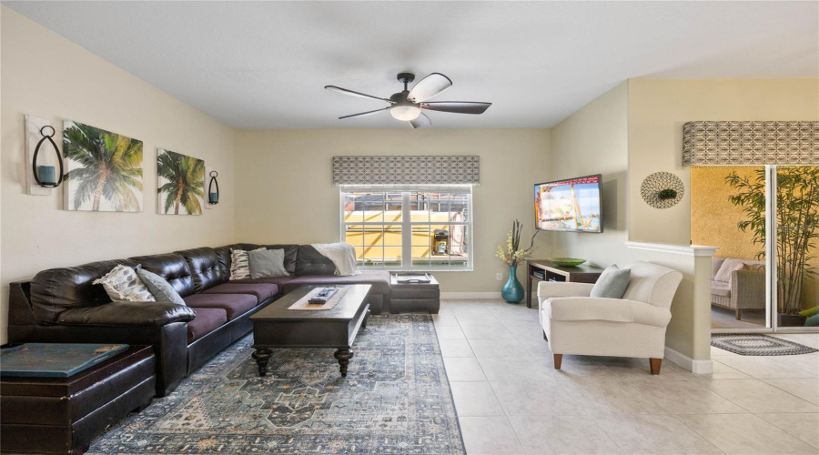 KISSIMMEE, Florida 34747, 3 Bedrooms Bedrooms, ,3 BathroomsBathrooms,Residential,For Sale,COCO PALM,0,MFRG5092160