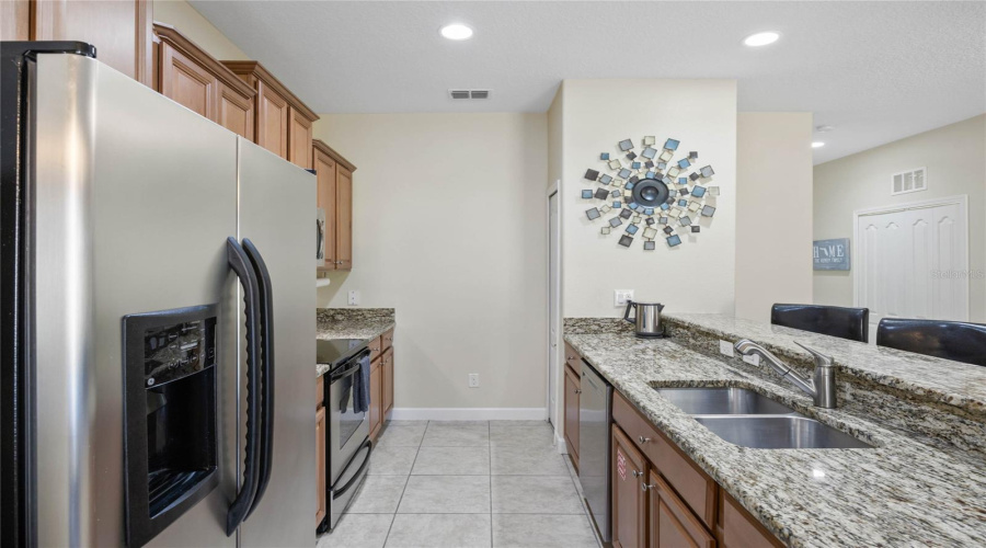 KISSIMMEE, Florida 34747, 3 Bedrooms Bedrooms, ,3 BathroomsBathrooms,Residential,For Sale,COCO PALM,0,MFRG5092160