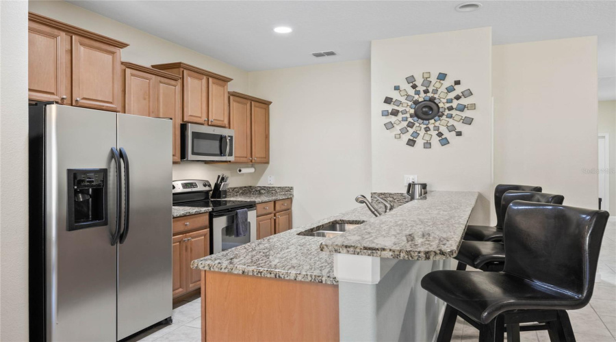 KISSIMMEE, Florida 34747, 3 Bedrooms Bedrooms, ,3 BathroomsBathrooms,Residential,For Sale,COCO PALM,0,MFRG5092160