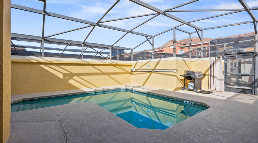 KISSIMMEE, Florida 34747, 3 Bedrooms Bedrooms, ,3 BathroomsBathrooms,Residential,For Sale,COCO PALM,0,MFRG5092160