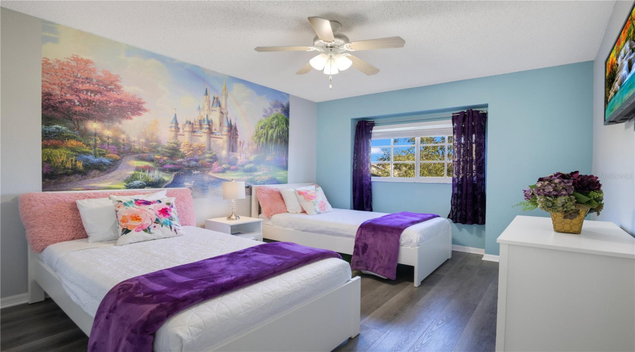 KISSIMMEE, Florida 34746, 5 Bedrooms Bedrooms, ,3 BathroomsBathrooms,Residential,For Sale,MADIERA BEACH,0,MFRO6276845