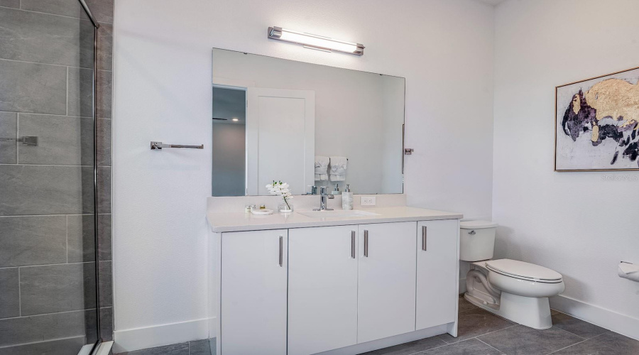 DAVENPORT, Florida 33837, 6 Bedrooms Bedrooms, ,6 BathroomsBathrooms,Residential,For Sale,PINE OAK,0,MFRS5115411