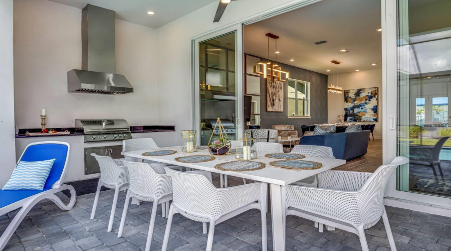 DAVENPORT, Florida 33837, 6 Bedrooms Bedrooms, ,6 BathroomsBathrooms,Residential,For Sale,PINE OAK,0,MFRS5115411