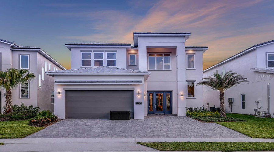 DAVENPORT, Florida 33837, 6 Bedrooms Bedrooms, ,6 BathroomsBathrooms,Residential,For Sale,PINE OAK,0,MFRS5115411