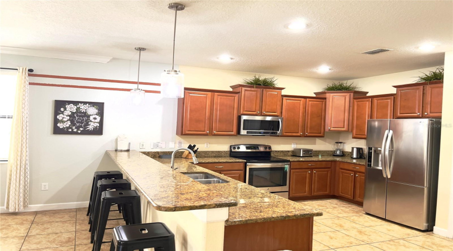 Davenport, Florida 33896, 8 Bedrooms Bedrooms, ,5 Bathroomsbathrooms,Residential,For Sale,Wexford,Mfrr4908344