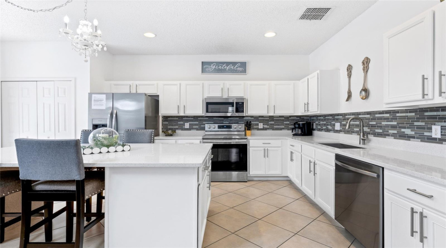 Quartz Counters And Newer Appliances