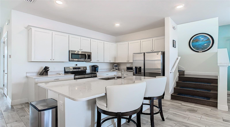 Beautiful Kitchen Featuring Quartz Countertops