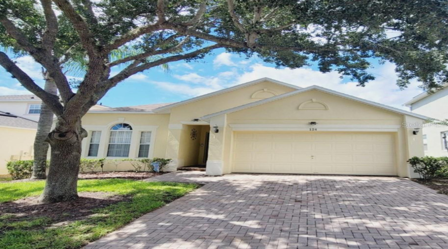 Davenport, Florida 33897, 3 Bedrooms Bedrooms, ,2 Bathroomsbathrooms,Residential,For Sale,Lancaster,Mfro6277714