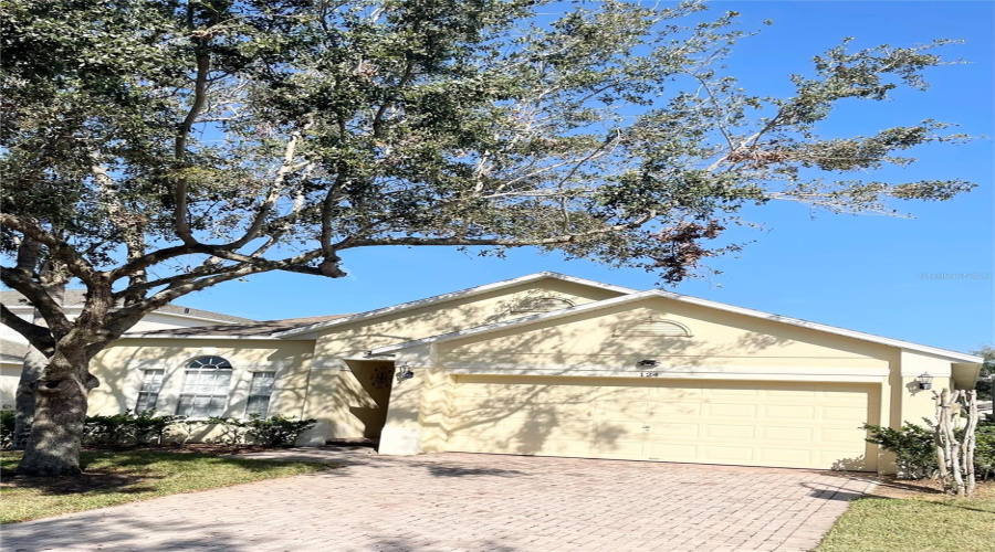 Davenport, Florida 33897, 3 Bedrooms Bedrooms, ,2 Bathroomsbathrooms,Residential,For Sale,Lancaster,Mfro6277714