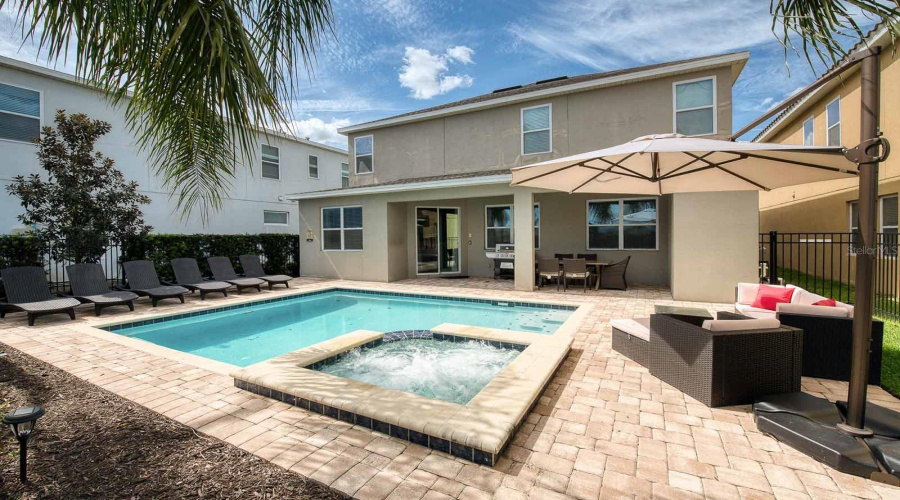 Kissimmee, Florida 34747, 6 Bedrooms Bedrooms, ,5 Bathroomsbathrooms,Residential,For Sale,Lasso,Mfro6276467