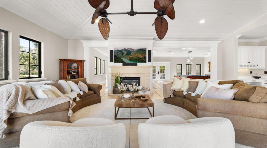 CELEBRATION, Florida 34747, 6 Bedrooms Bedrooms, ,4 BathroomsBathrooms,Residential,For Sale,ACADIA,MFRO6276864