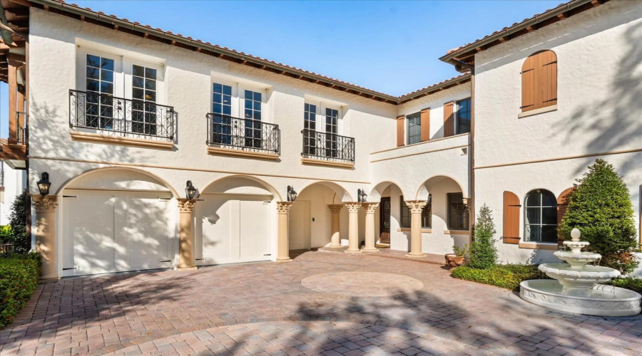CELEBRATION, Florida 34747, 6 Bedrooms Bedrooms, ,4 BathroomsBathrooms,Residential,For Sale,ACADIA,MFRO6276864