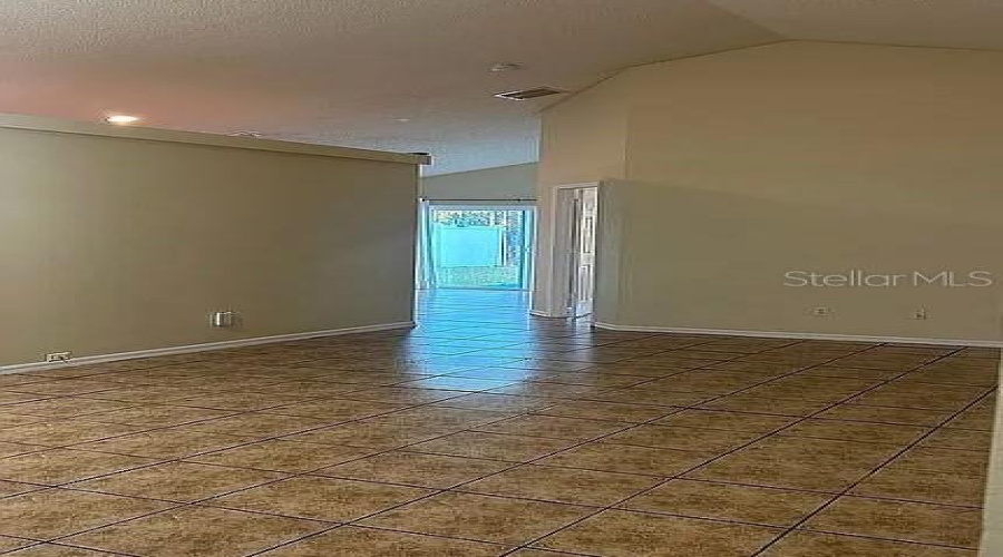 Davenport, Florida 33897, 4 Bedrooms Bedrooms, ,2 Bathroomsbathrooms,Residential,For Sale,Cheshire,Mfrtb8346831