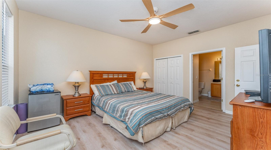 DAVENPORT, Florida 33897, 4 Bedrooms Bedrooms, ,3 BathroomsBathrooms,Residential,For Sale,CALABRIA,0,MFRO6278045