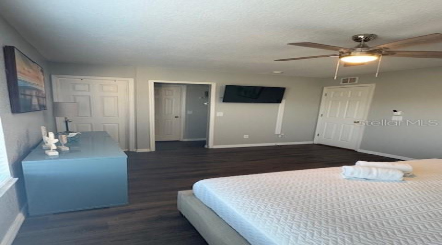 Davenport, Florida 33897, 4 Bedrooms Bedrooms, ,3 Bathroomsbathrooms,Residential,For Sale,La Mirage,Mfro6278203