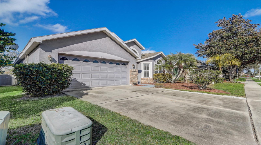 Orlando, Florida 32836, 4 Bedrooms Bedrooms, ,3 Bathroomsbathrooms,Residential,For Sale,Pecky Cypress,Mfro6277032