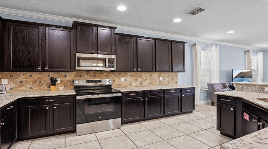 REUNION, Florida 34747, 5 Bedrooms Bedrooms, ,4 BathroomsBathrooms,Residential,For Sale,DESERT MOUNTAIN,0,MFRS5119265