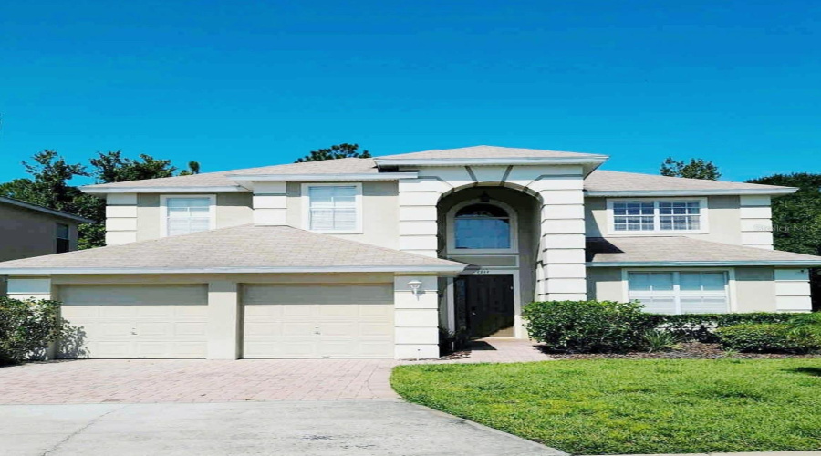 Davenport, Florida 33896, 5 Bedrooms Bedrooms, ,3 Bathroomsbathrooms,Residential,For Sale,Cypress Pointe,Mfro6278290