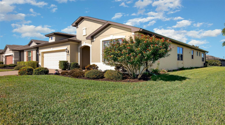 Davenport, Florida 33837, 3 Bedrooms Bedrooms, ,2 Bathroomsbathrooms,Residential,For Sale,Cantabria,Mfrs5119188