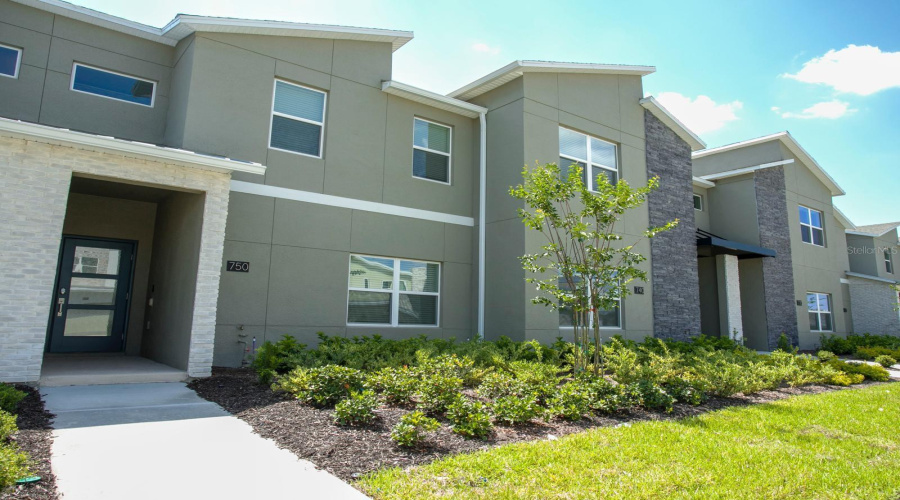 DAVENPORT, Florida 33896, 4 Bedrooms Bedrooms, ,3 BathroomsBathrooms,Residential,For Sale,PEBBLE BEACH,MFRS5120157