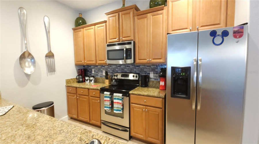 KISSIMMEE, Florida 34747, 4 Bedrooms Bedrooms, ,3 BathroomsBathrooms,Residential,For Sale,CALIFORNIA PALM,0,MFRS5120291
