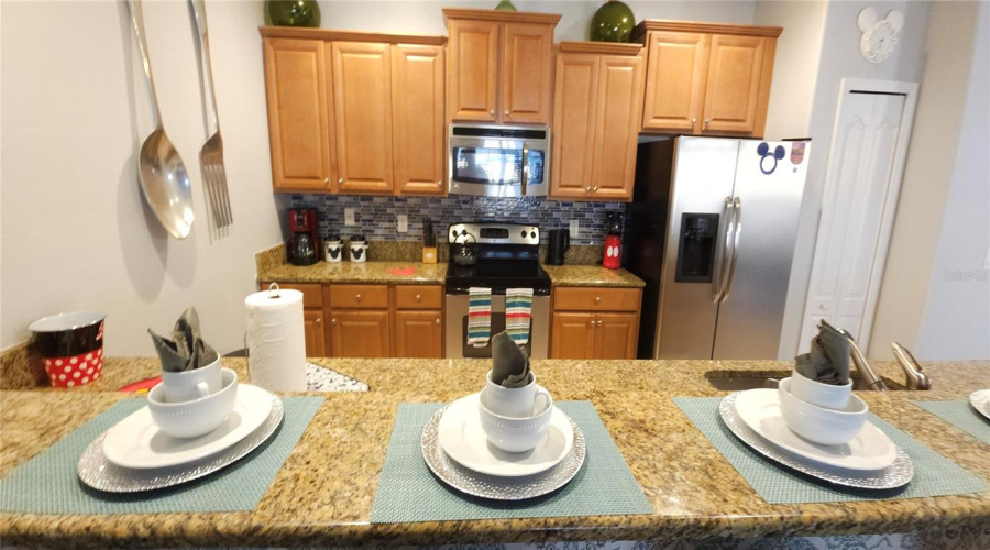 KISSIMMEE, Florida 34747, 4 Bedrooms Bedrooms, ,3 BathroomsBathrooms,Residential,For Sale,CALIFORNIA PALM,0,MFRS5120291