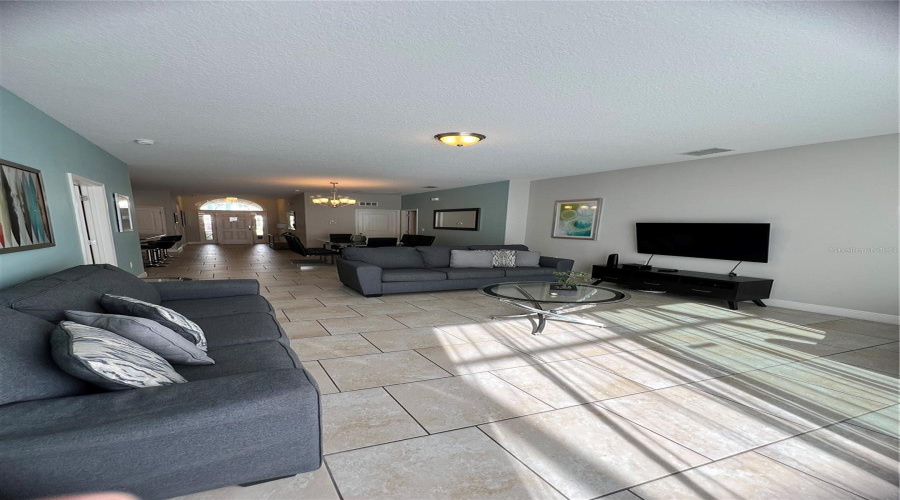 DAVENPORT, Florida 33837, 5 Bedrooms Bedrooms, ,5 BathroomsBathrooms,Residential,For Sale,OAKBOURNE,0,MFRO6278899