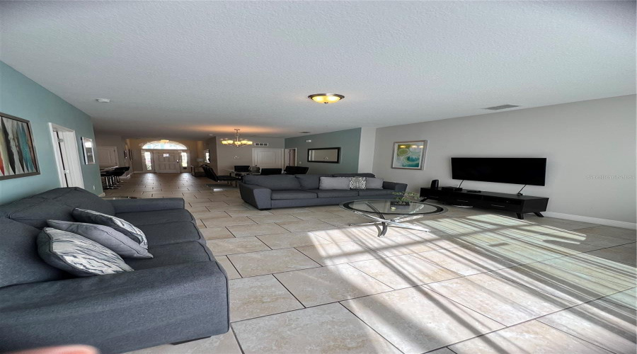 DAVENPORT, Florida 33837, 5 Bedrooms Bedrooms, ,5 BathroomsBathrooms,Residential,For Sale,OAKBOURNE,0,MFRO6278899