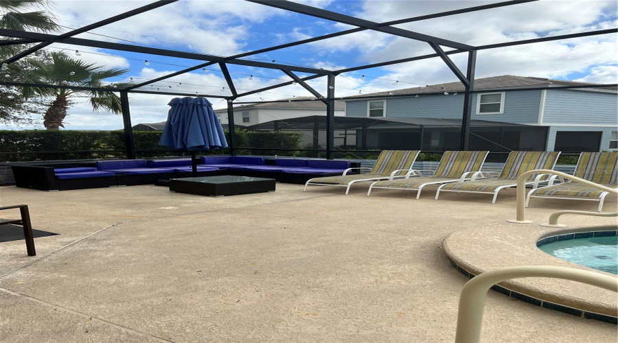 DAVENPORT, Florida 33837, 5 Bedrooms Bedrooms, ,5 BathroomsBathrooms,Residential,For Sale,OAKBOURNE,0,MFRO6278899