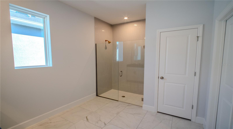KISSIMMEE, Florida 34747, 4 Bedrooms Bedrooms, ,3 BathroomsBathrooms,Residential,For Sale,TURQUOISE WAVES,0,MFRO6278840