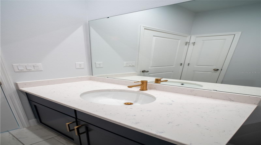 KISSIMMEE, Florida 34747, 4 Bedrooms Bedrooms, ,3 BathroomsBathrooms,Residential,For Sale,TURQUOISE WAVES,0,MFRO6278840