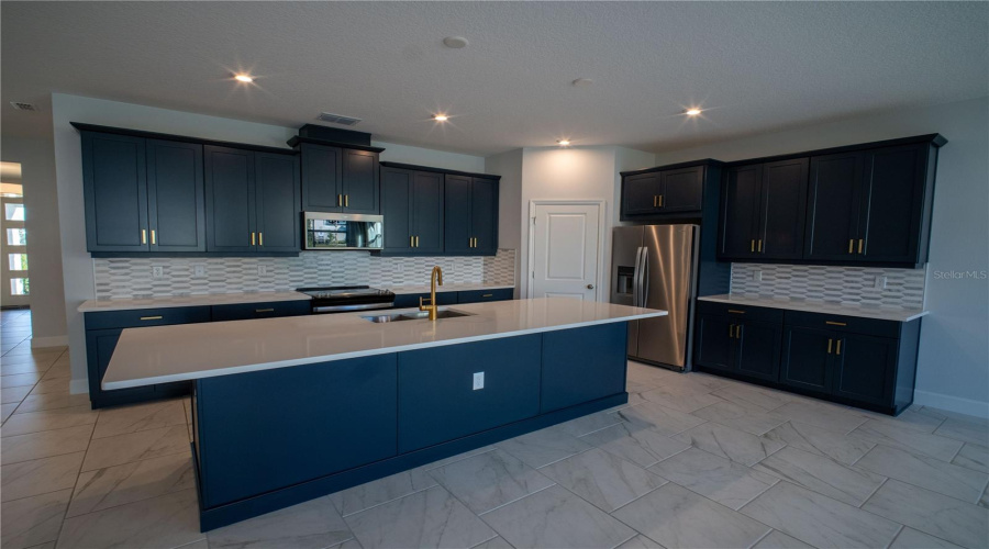 KISSIMMEE, Florida 34747, 4 Bedrooms Bedrooms, ,3 BathroomsBathrooms,Residential,For Sale,TURQUOISE WAVES,0,MFRO6278840