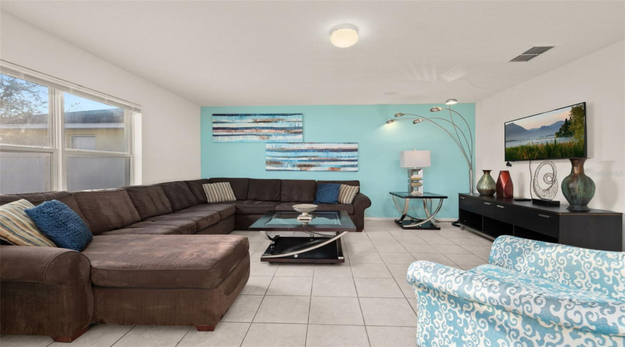 KISSIMMEE, Florida 34746, 4 Bedrooms Bedrooms, ,3 BathroomsBathrooms,Residential,For Sale,EMERALD GREEN,MFRS5120069