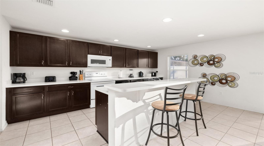 KISSIMMEE, Florida 34746, 4 Bedrooms Bedrooms, ,3 BathroomsBathrooms,Residential,For Sale,EMERALD GREEN,MFRS5120069