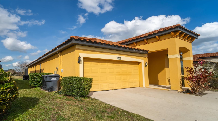 Davenport, Florida 33837, 4 Bedrooms Bedrooms, ,3 Bathroomsbathrooms,Residential,For Sale,Rosemont,Mfro6278911