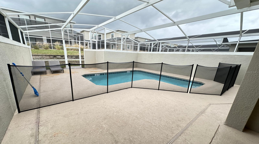 DAVENPORT, Florida 33896, 4 Bedrooms Bedrooms, ,3 BathroomsBathrooms,Residential,For Sale,SPLASH SHOT PL,MFRO6278494