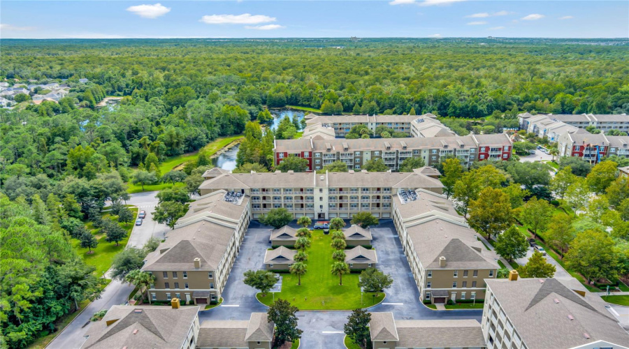 Celebration, Florida 34747, 2 Bedrooms Bedrooms, ,2 Bathroomsbathrooms,Residential,For Sale,Celebration,Mfro6237403