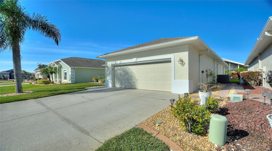 Davenport, Florida 33837, 2 Bedrooms Bedrooms, ,2 Bathroomsbathrooms,Residential,For Sale,Fitzgerald Ln,Mfrs5119085