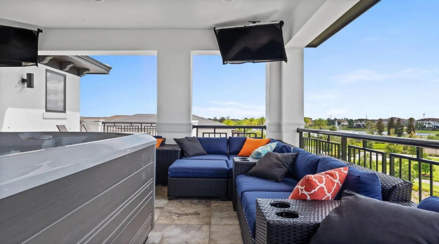 KISSIMMEE, Florida 34747, 8 Bedrooms Bedrooms, ,8 BathroomsBathrooms,Residential,For Sale,JACK NICKLAUS,0,MFRO6277504