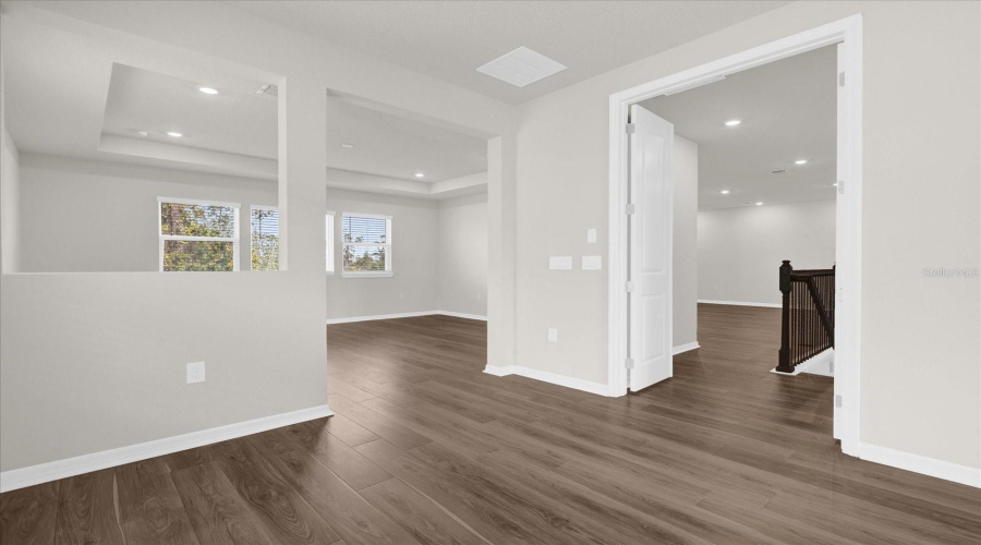 ORLANDO, Florida 32836, 5 Bedrooms Bedrooms, ,5 BathroomsBathrooms,Residential,For Sale,PARK CLIFF,0,MFRO6278500