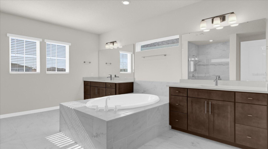 ORLANDO, Florida 32836, 5 Bedrooms Bedrooms, ,5 BathroomsBathrooms,Residential,For Sale,PARK CLIFF,0,MFRO6278500