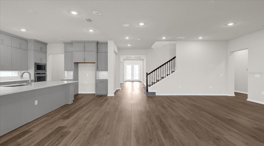 ORLANDO, Florida 32836, 5 Bedrooms Bedrooms, ,5 BathroomsBathrooms,Residential,For Sale,PARK CLIFF,0,MFRO6278500