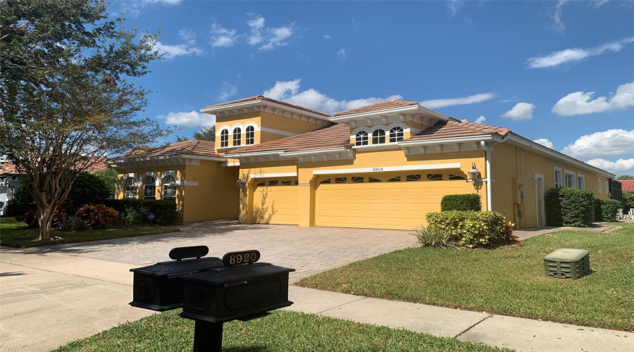 Orlando, Florida 32836, 5 Bedrooms Bedrooms, ,4 Bathroomsbathrooms,Residential,For Sale,Via Bella Notte,Mfro6278941