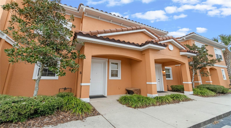 Kissimmee, Florida 34746, 2 Bedrooms Bedrooms, ,2 Bathroomsbathrooms,Residential,For Sale,T Bird,Mfro6270178